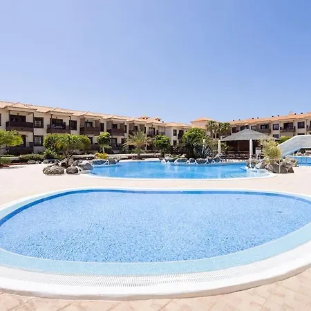 Volcanoes And Ocean Views *